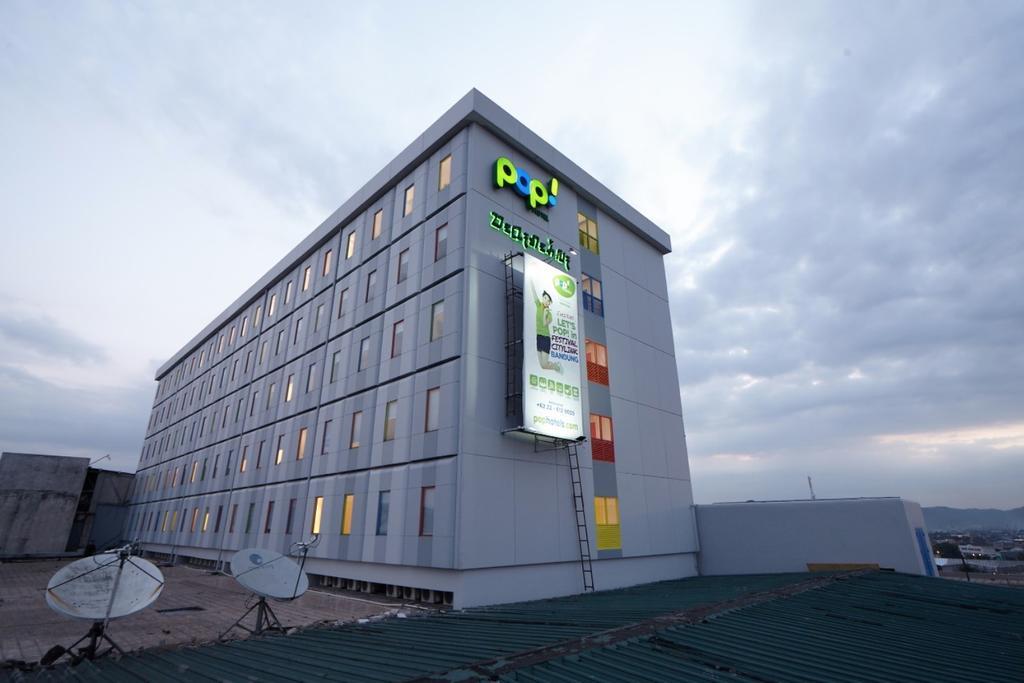 Pop! Hotel Festival Citylink Bandung Exterior photo